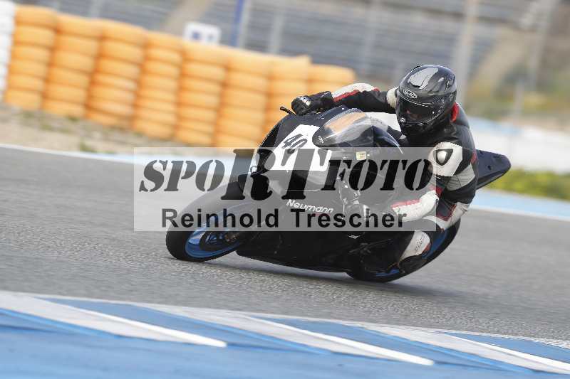 /Archiv-2024/01 26.-28.01.2024 Moto Center Thun Jerez/Gruppe gruen-green/40